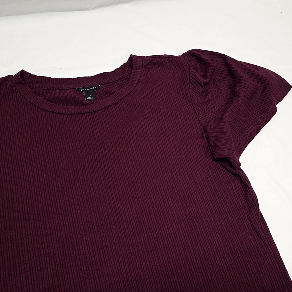 Ann Taylor Puff Sleeve Top Womens‎ Small Burgundy Ribbed Knit Crew Neck Tee